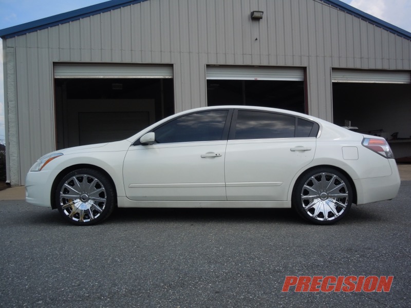 Gretna Client Gets Nissan Altima Wheels and Tires Plus Stereo Upgrade