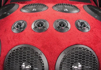 A Rockford-Fosgate PP4-NT system